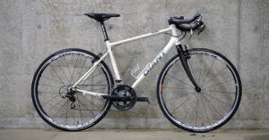 ブルホーンハンドルの種類やクロスバイクをブルホーン化するメリットなどまとめ