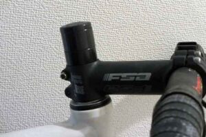 クロスバイク・ロードバイクのコラムカット方法｜長ネジを使ってDIY